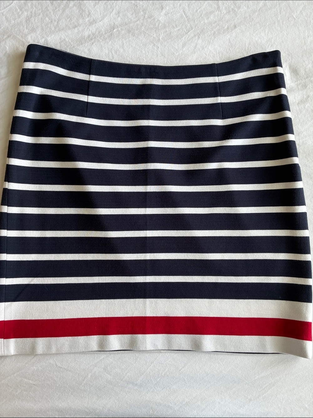 Banana Republic Knit Skirt in Blue, White and Red Striped, size 8